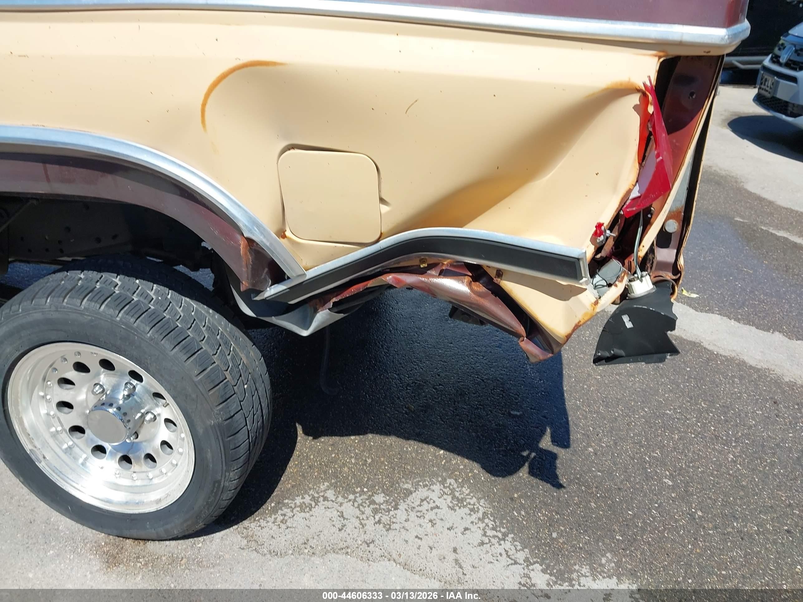 1982 Ford F150   Gray vin: 1FTDF15F2CNA13892
