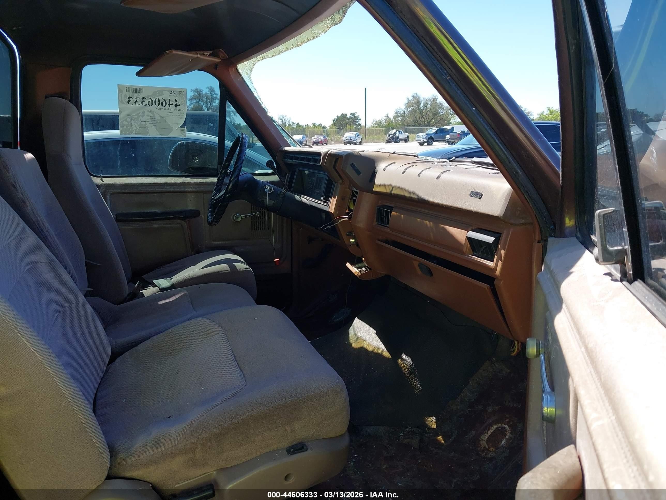 1982 Ford F150   Gray vin: 1FTDF15F2CNA13892