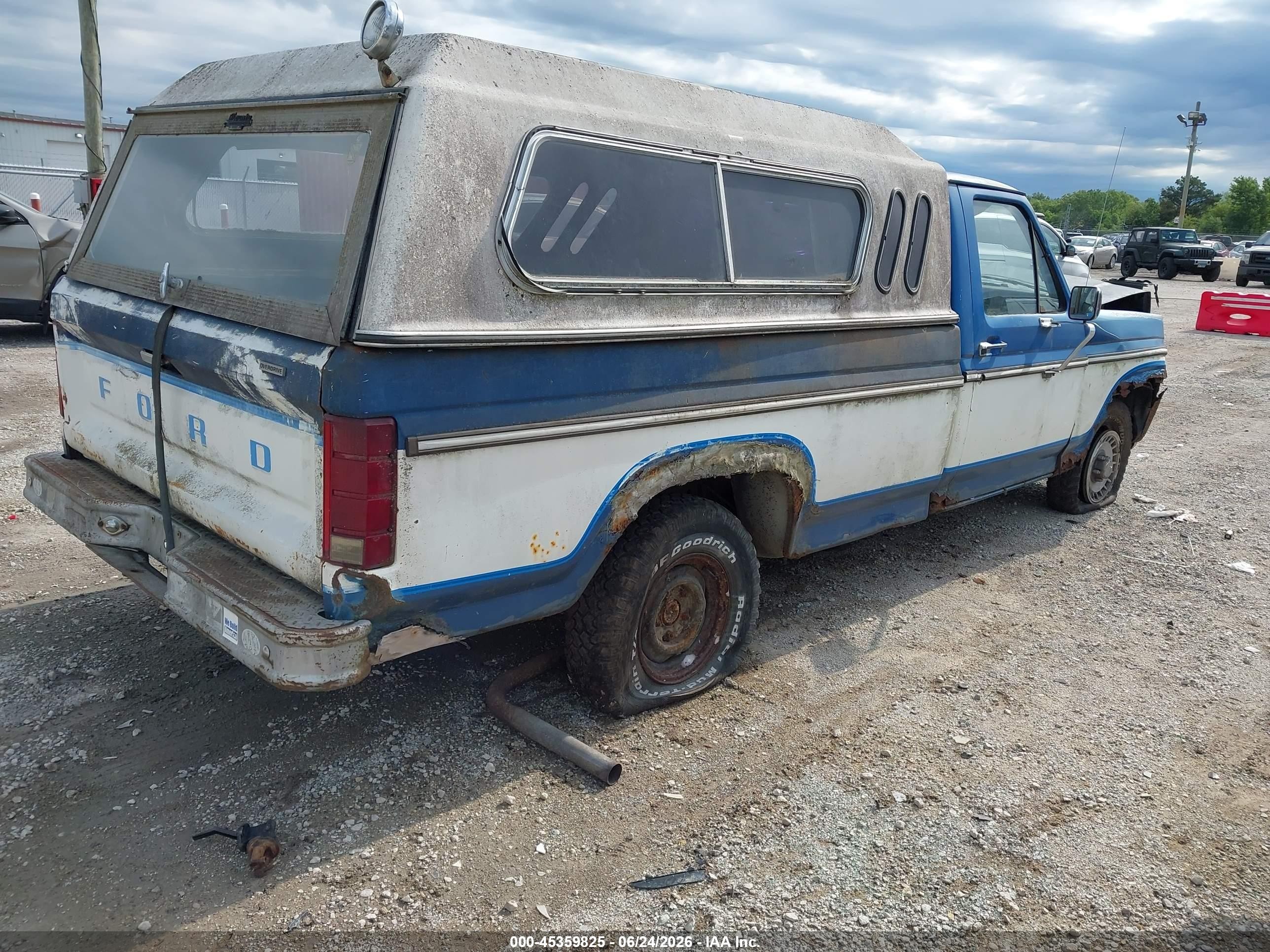 1985 Ford F150   Синий vin: 1FTDF15F9FPA46879