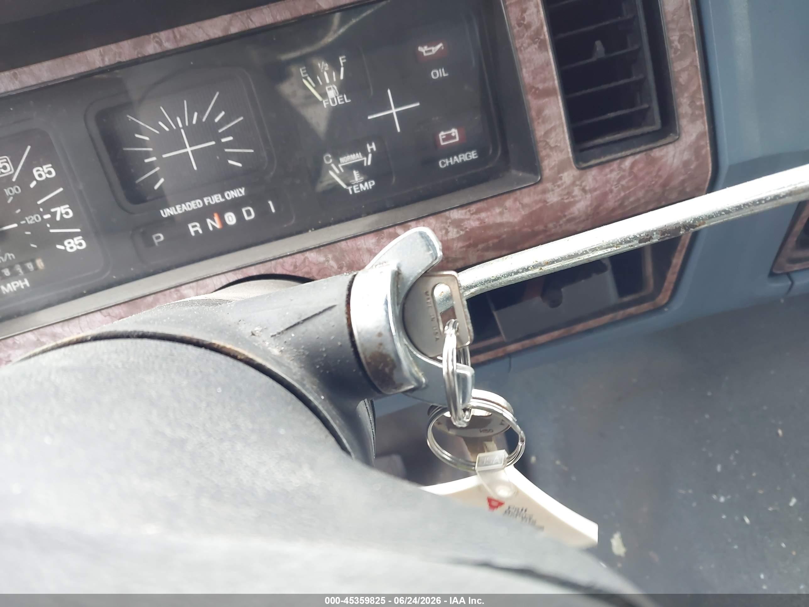 1985 Ford F150   Синий vin: 1FTDF15F9FPA46879