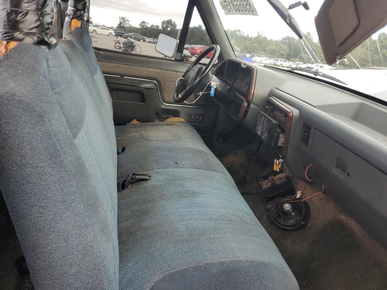 1989 Ford F150 Gray vin: 1FTDF15N0KNB40565