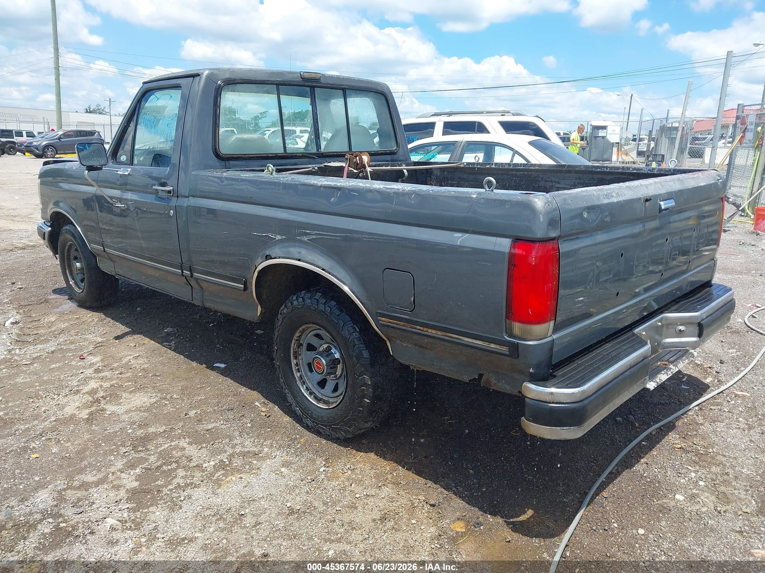 1990 Ford F150   Gray vin: 1FTDF15N0LLA23307