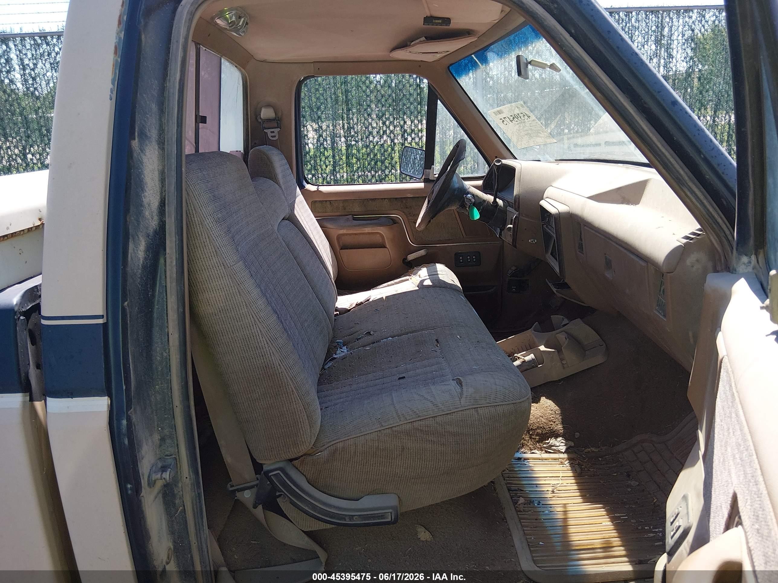 1990 Ford F150   Blue vin: 1FTDF15N0LPB04641