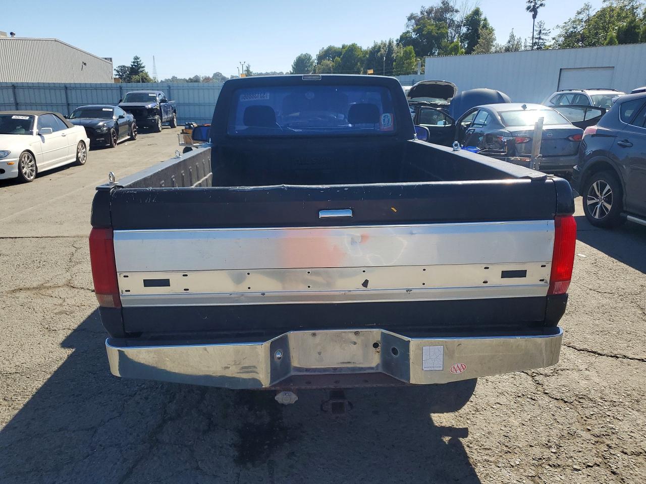 1992 Ford F150 Черный vin: 1FTDF15N0NLA02797