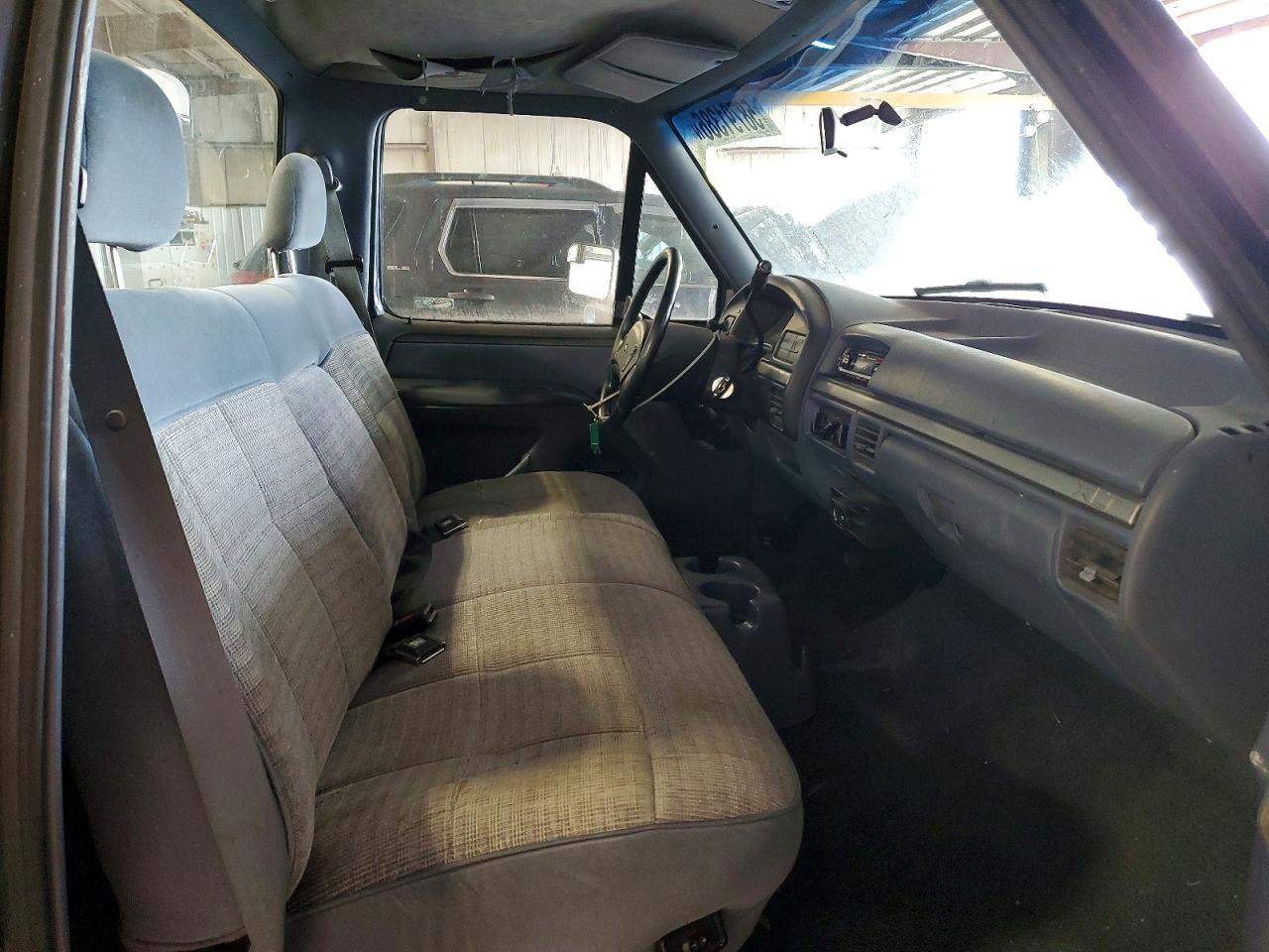 1992 Ford F150 Blue vin: 1FTDF15N0NLA56195