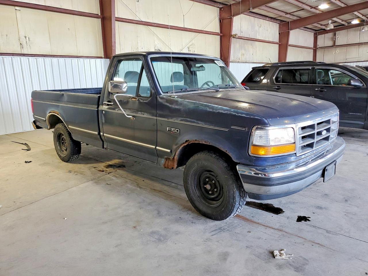 1992 Ford F150 Blue vin: 1FTDF15N0NLA56195