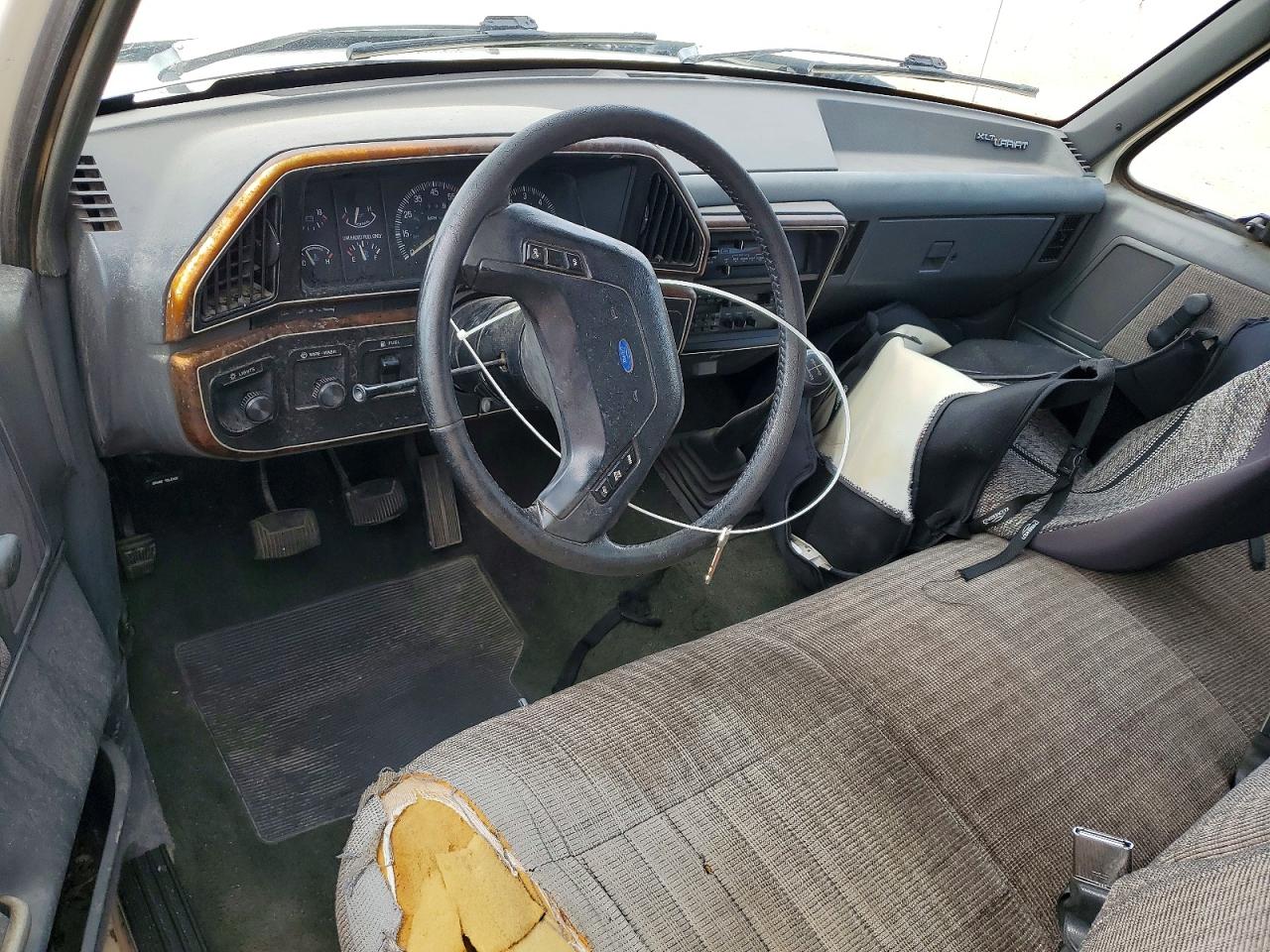 1990 Ford F150 White vin: 1FTDF15N1LPA59452