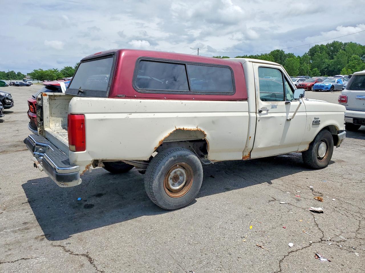 1991 Ford F150 Beige vin: 1FTDF15N1MKA77383