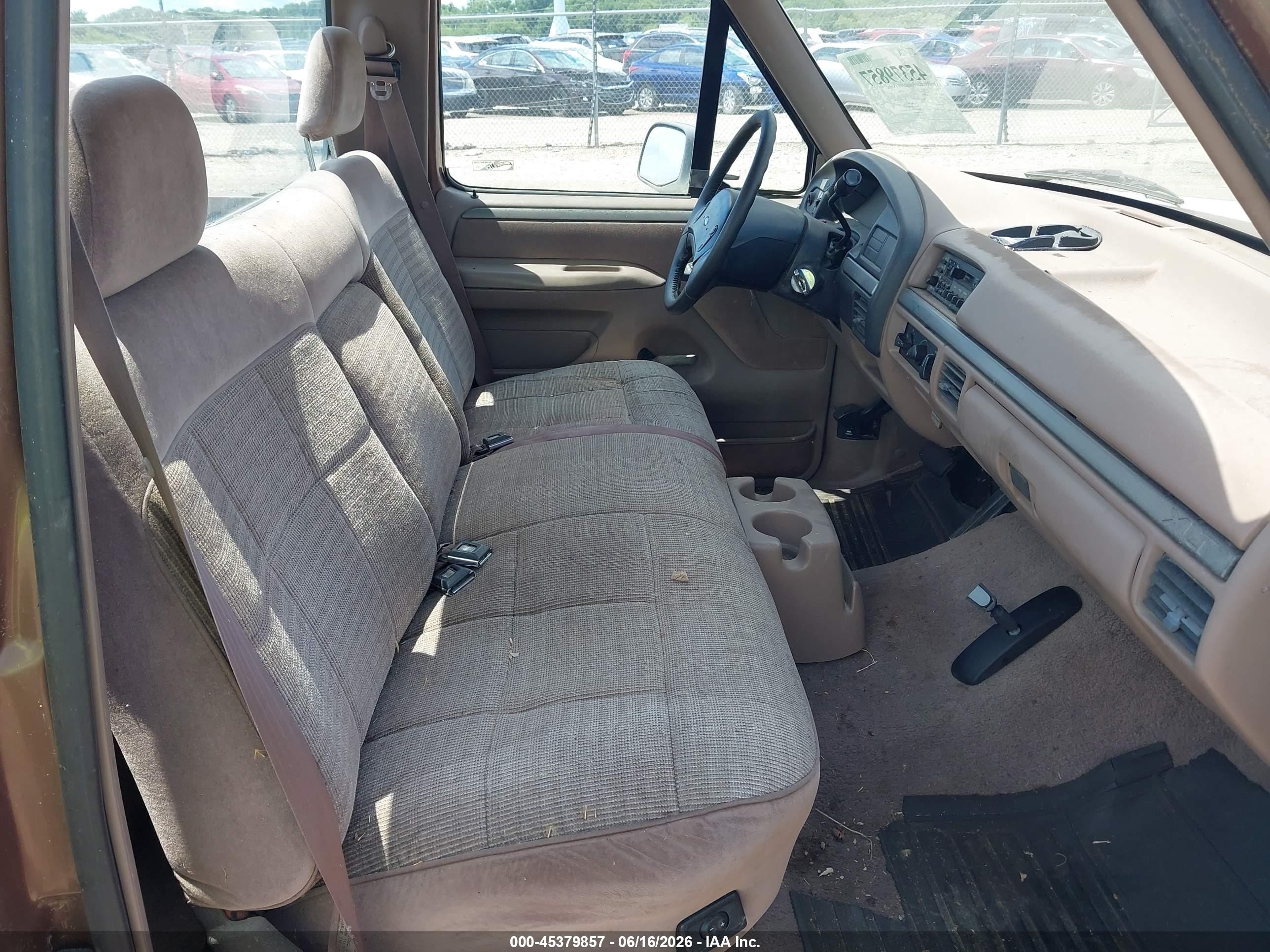 1992 Ford F150   Brown vin: 1FTDF15N1NLA33850