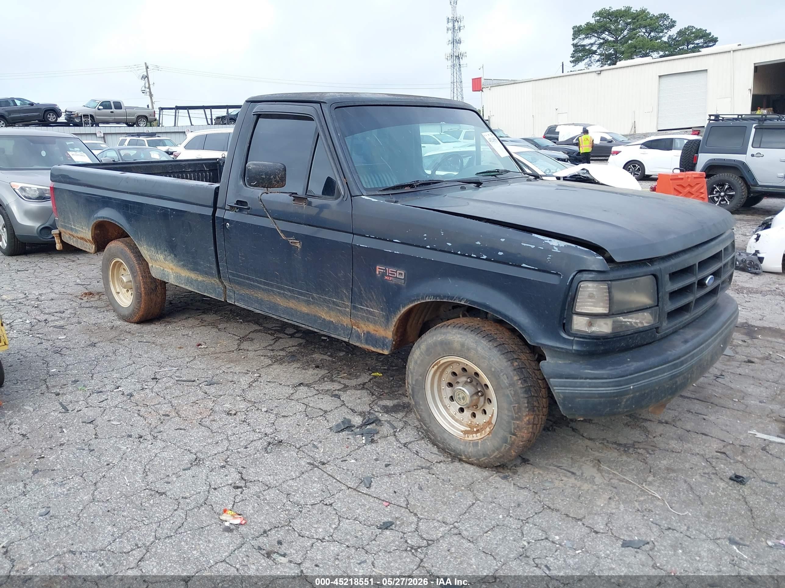 1992 Ford F150   Black vin: 1FTDF15N1NLA73913