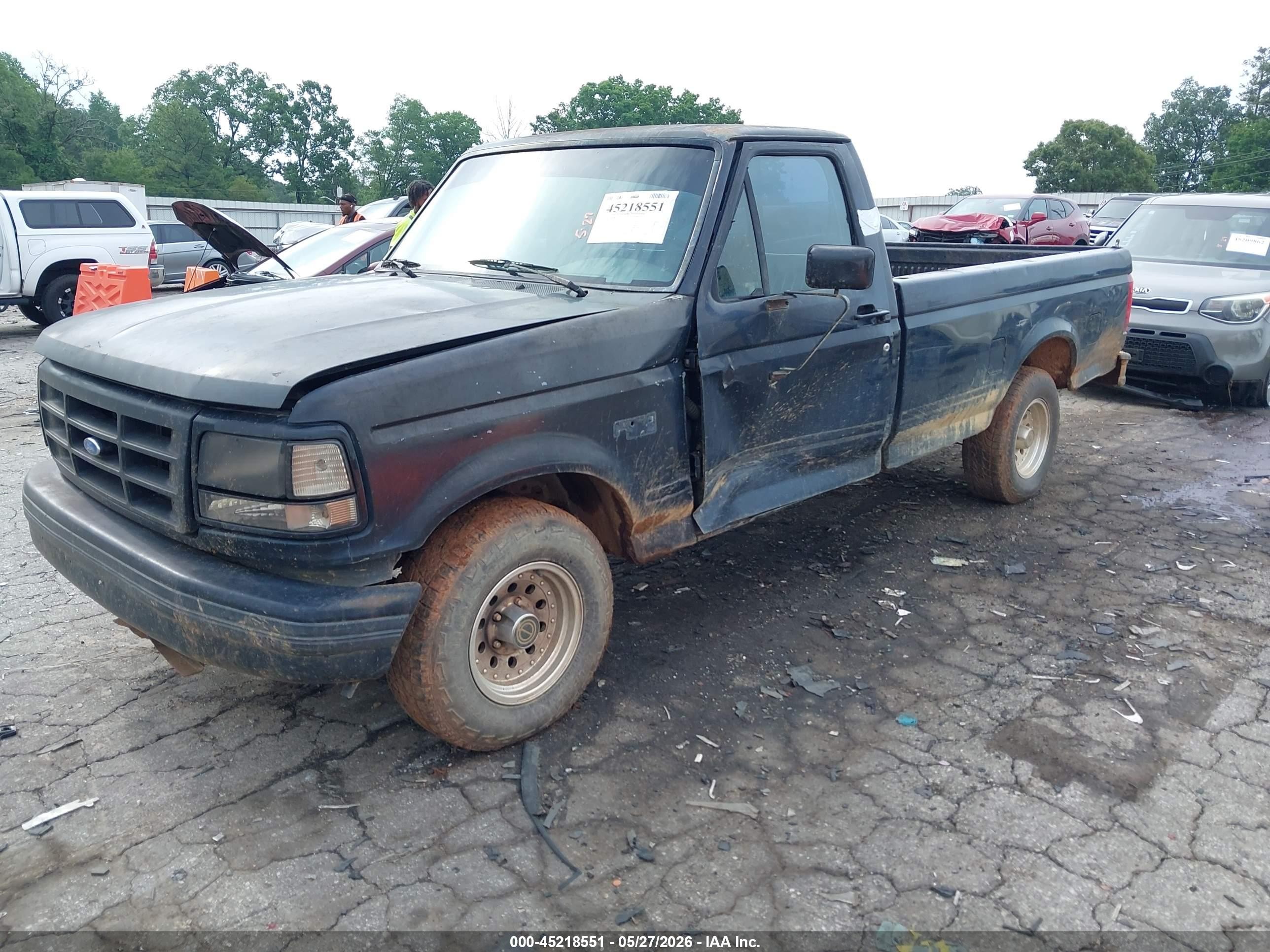 1992 Ford F150   Black vin: 1FTDF15N1NLA73913