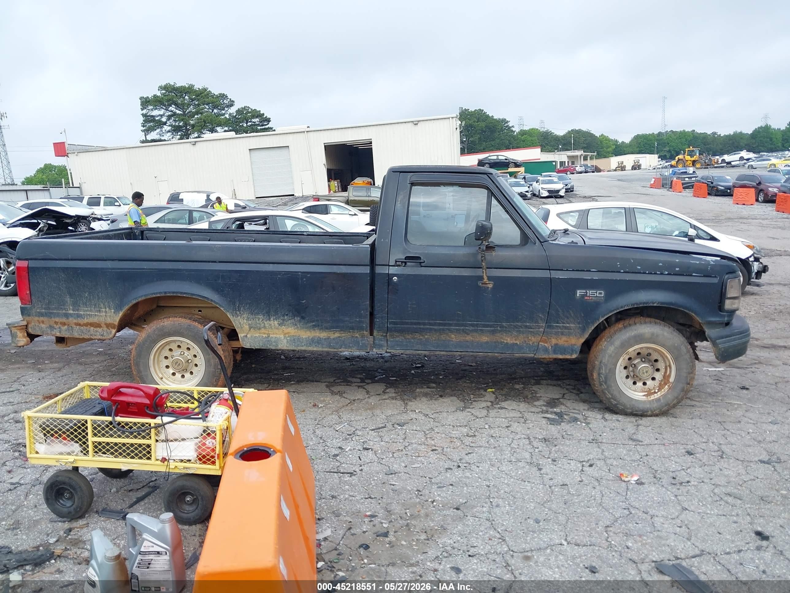 1992 Ford F150   Black vin: 1FTDF15N1NLA73913