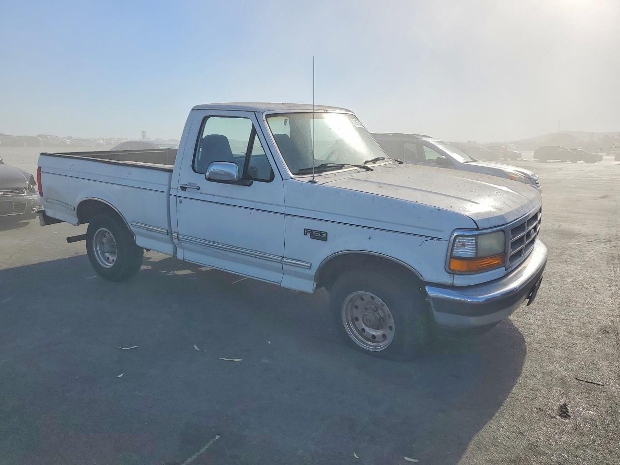 1995 Ford F150 White vin: 1FTDF15N1SLA68397