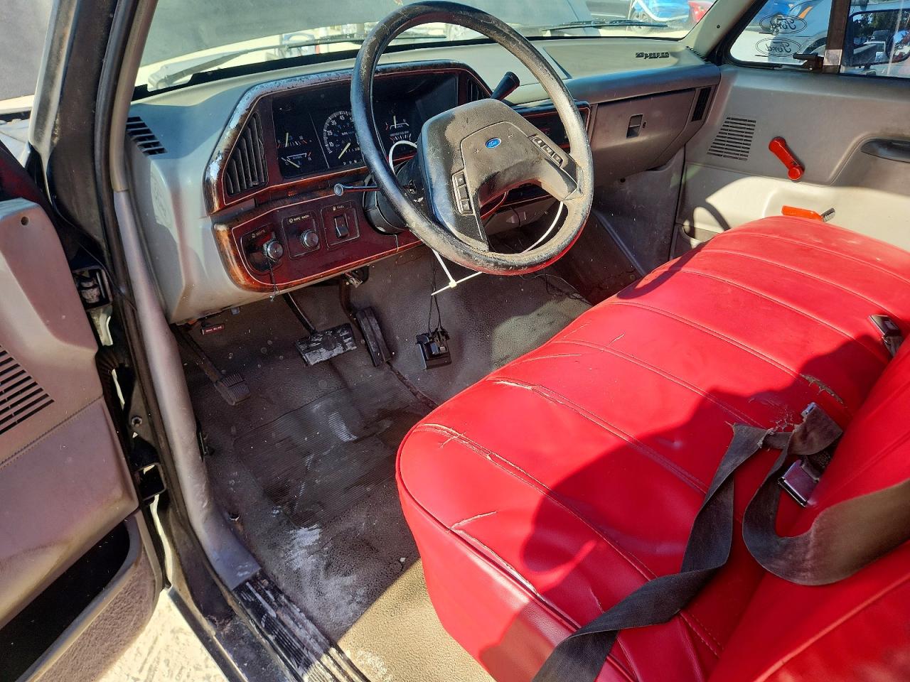 1988 Ford F150 Black vin: 1FTDF15N2JNB81987