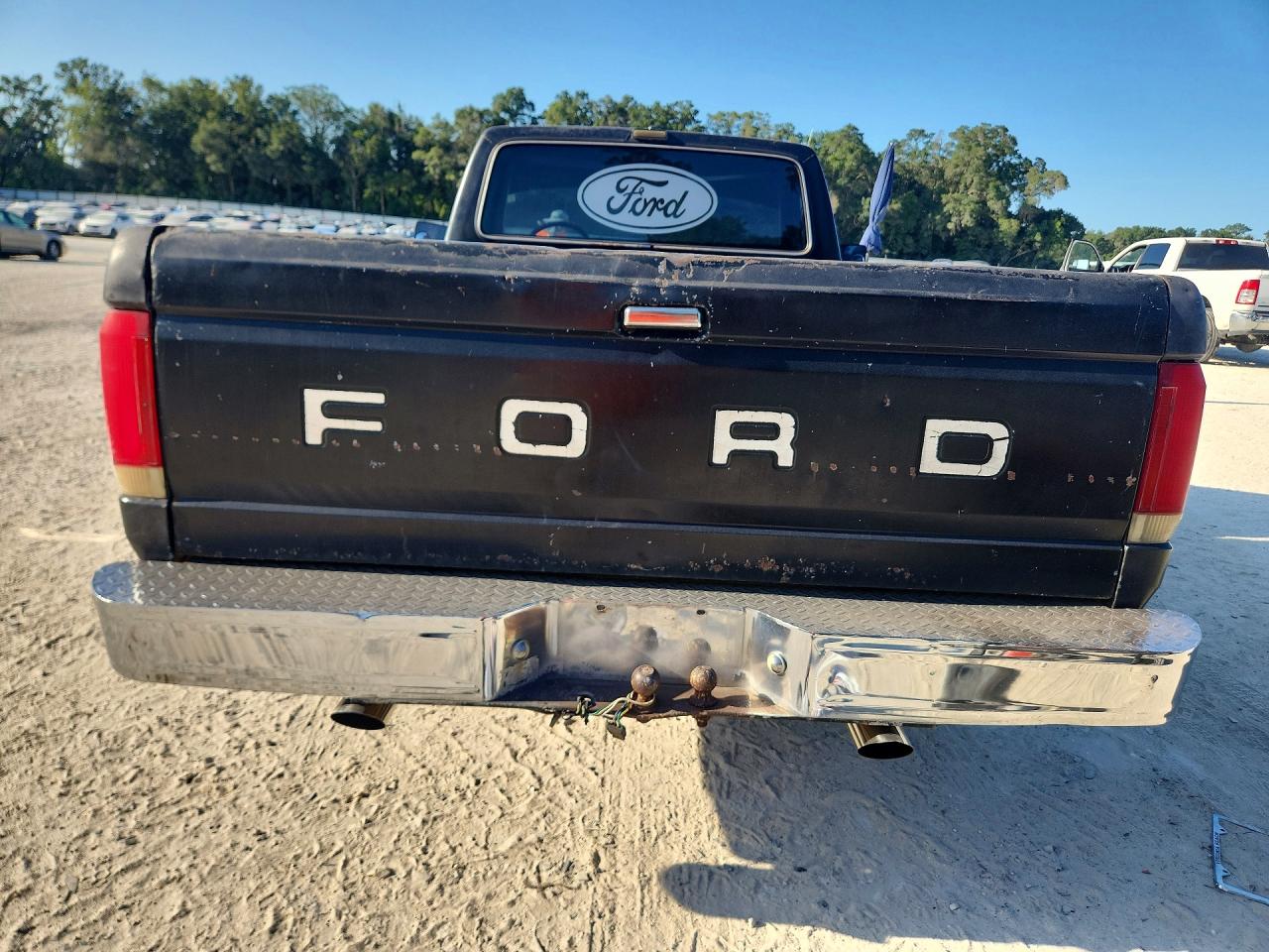 1988 Ford F150 Black vin: 1FTDF15N2JNB81987