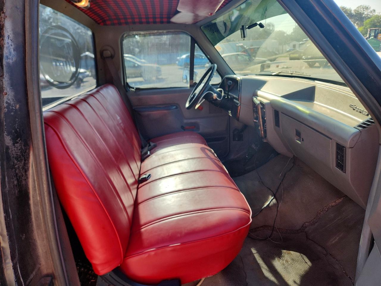 1988 Ford F150 Black vin: 1FTDF15N2JNB81987