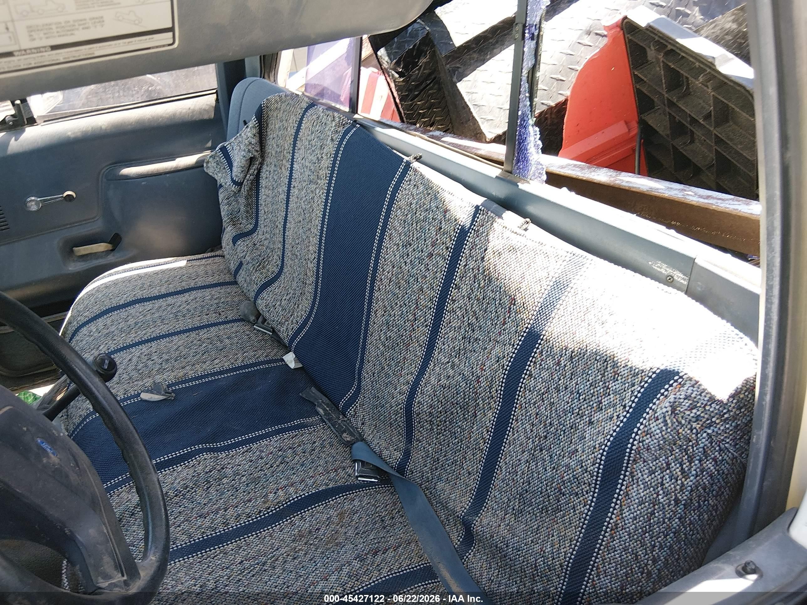 1989 Ford F150   White vin: 1FTDF15N2KPA97111