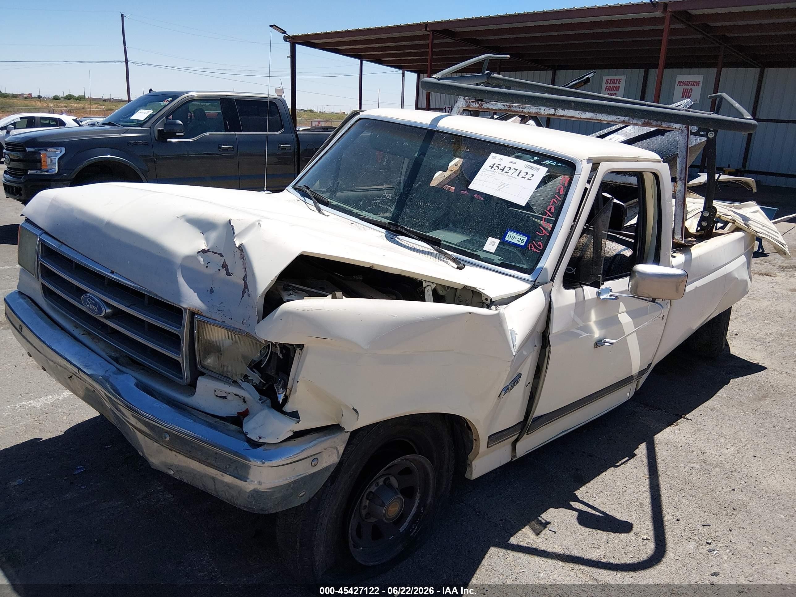 1989 Ford F150   White vin: 1FTDF15N2KPA97111