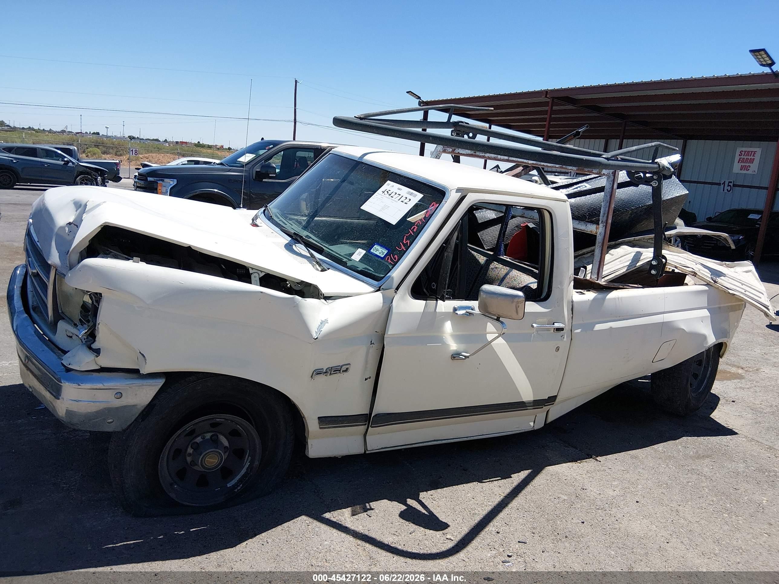 1989 Ford F150   White vin: 1FTDF15N2KPA97111