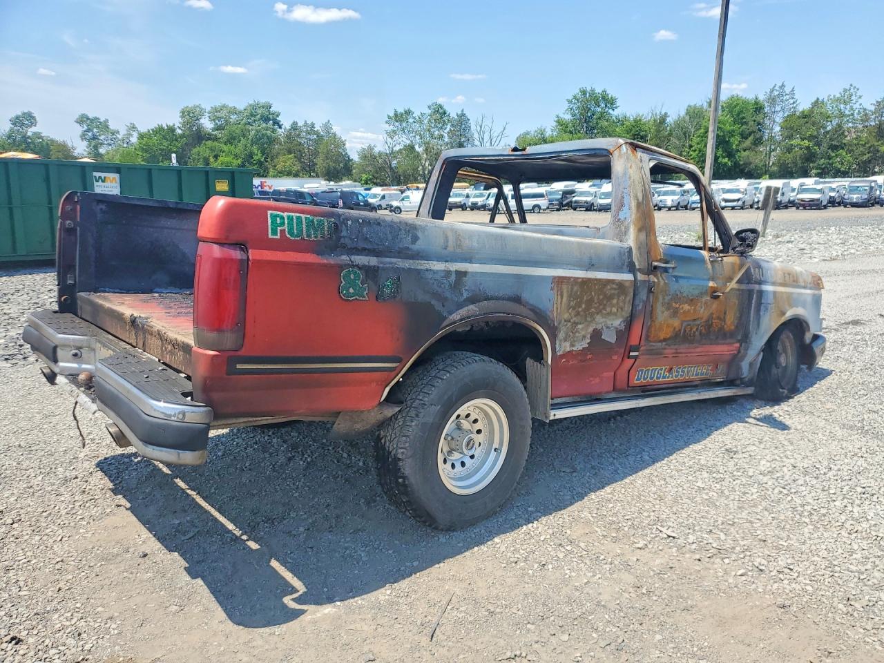 1987 Ford F150 Red vin: 1FTDF15N3HNB02918
