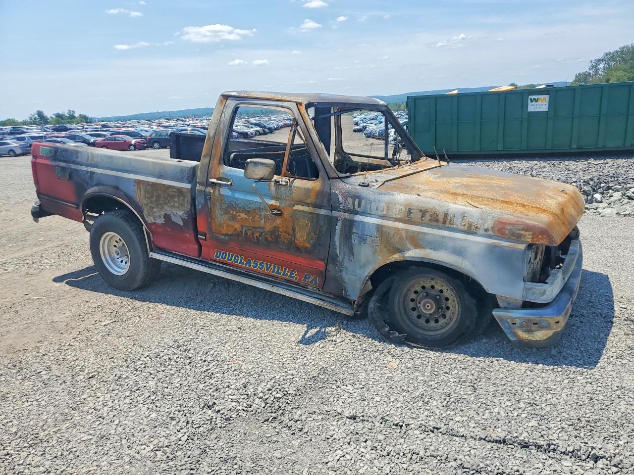 1987 Ford F150 Red vin: 1FTDF15N3HNB02918