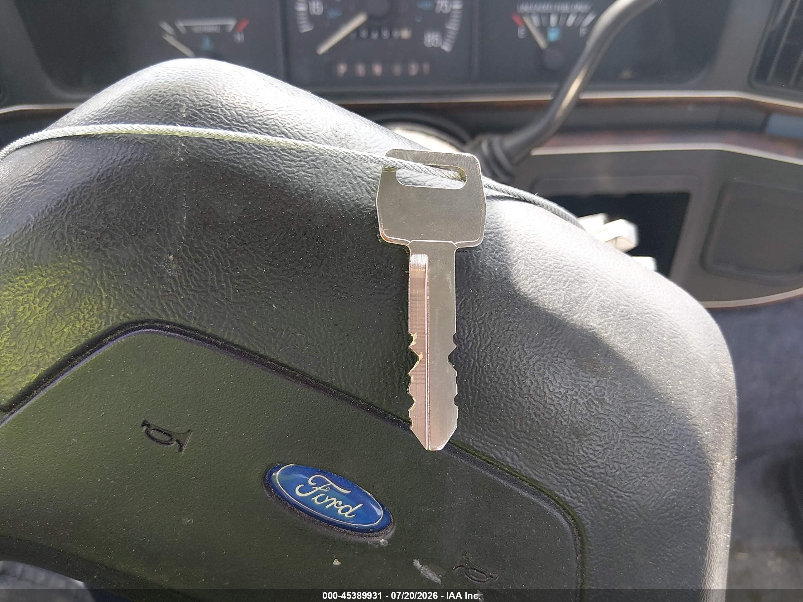 1991 Ford F150   Синий vin: 1FTDF15N3MNA28975