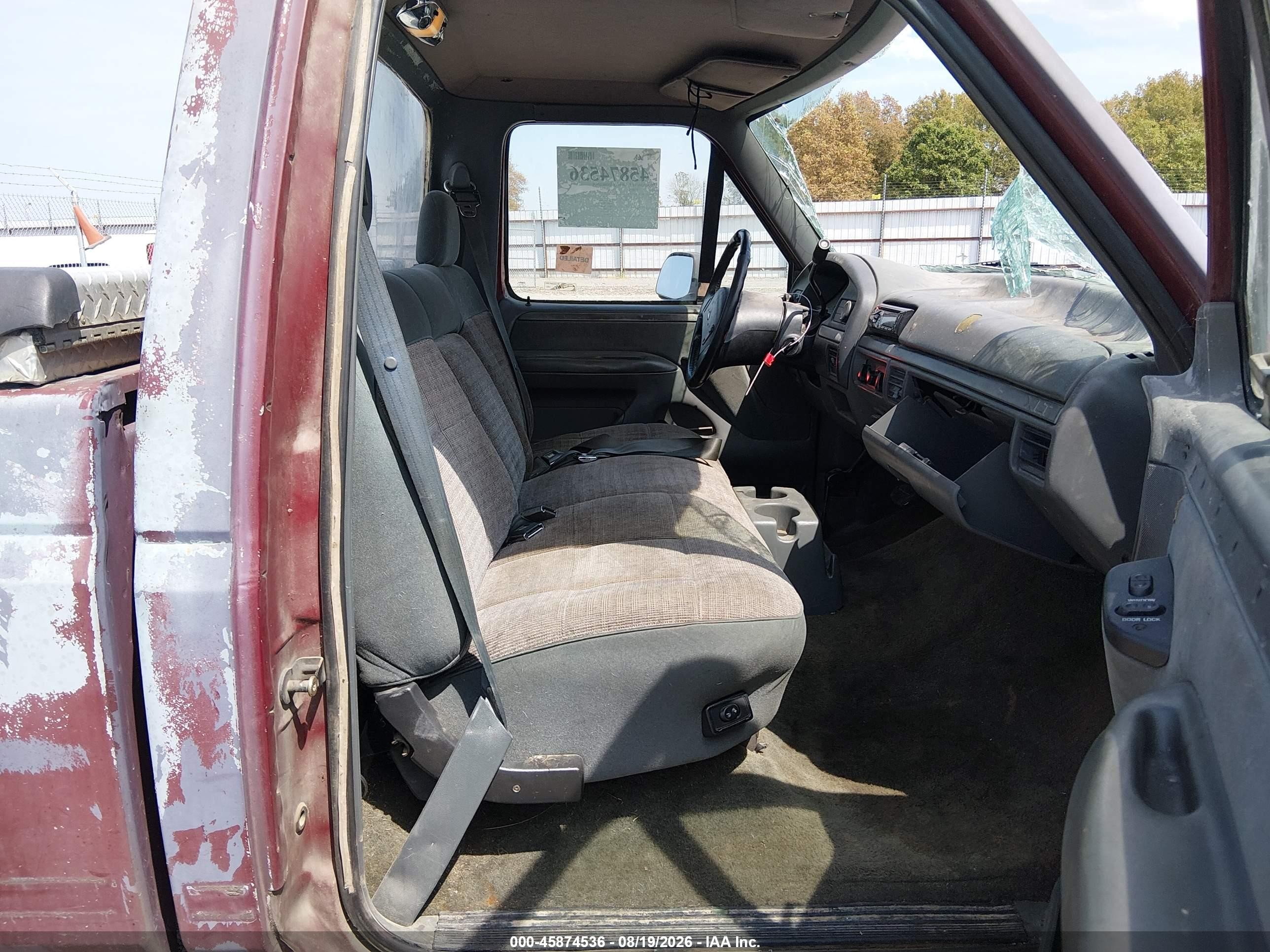1993 Ford F150   Red vin: 1FTDF15N3PNA23926