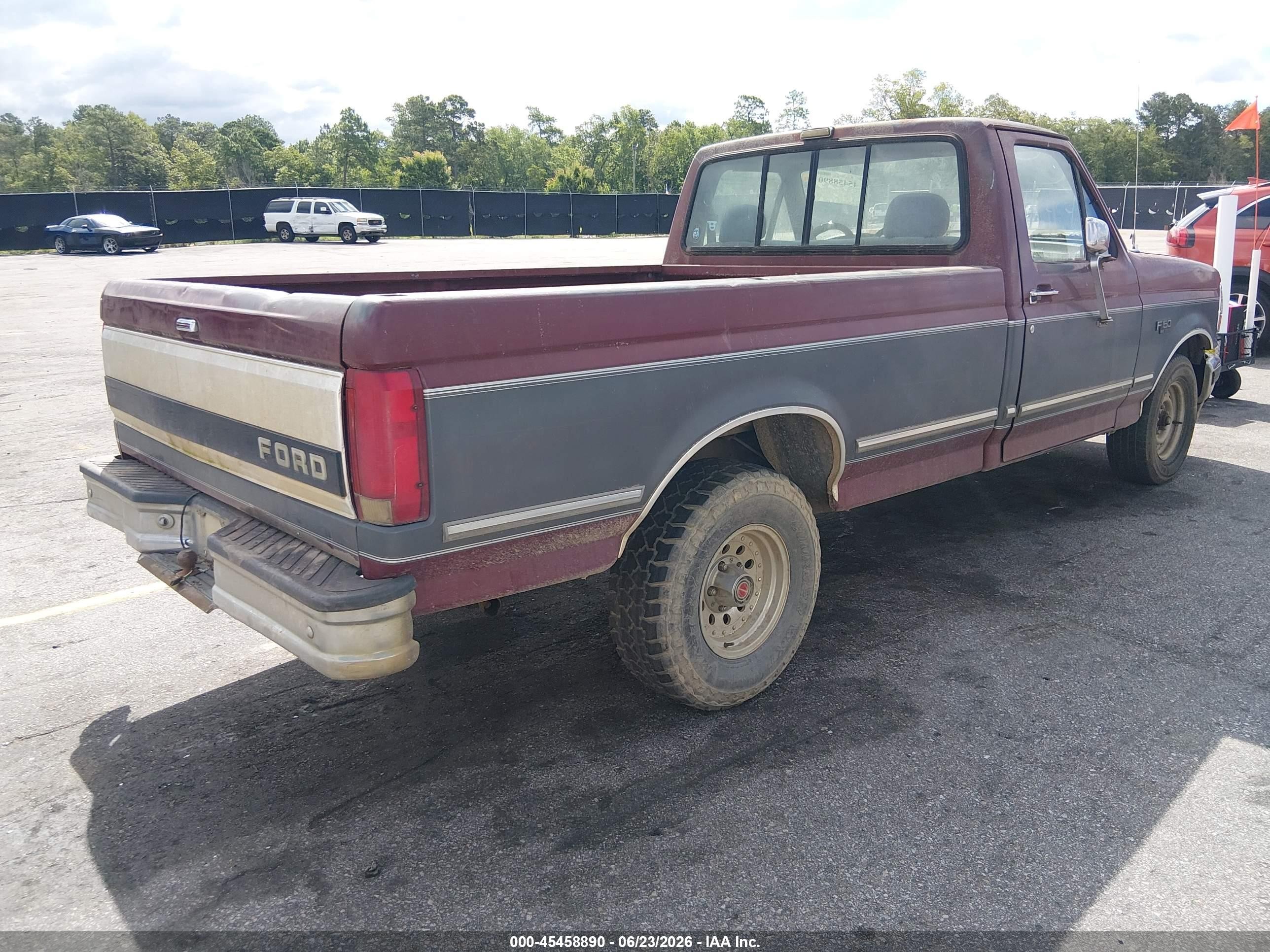 1993 Ford F150   Burgundy vin: 1FTDF15N4PNB09746