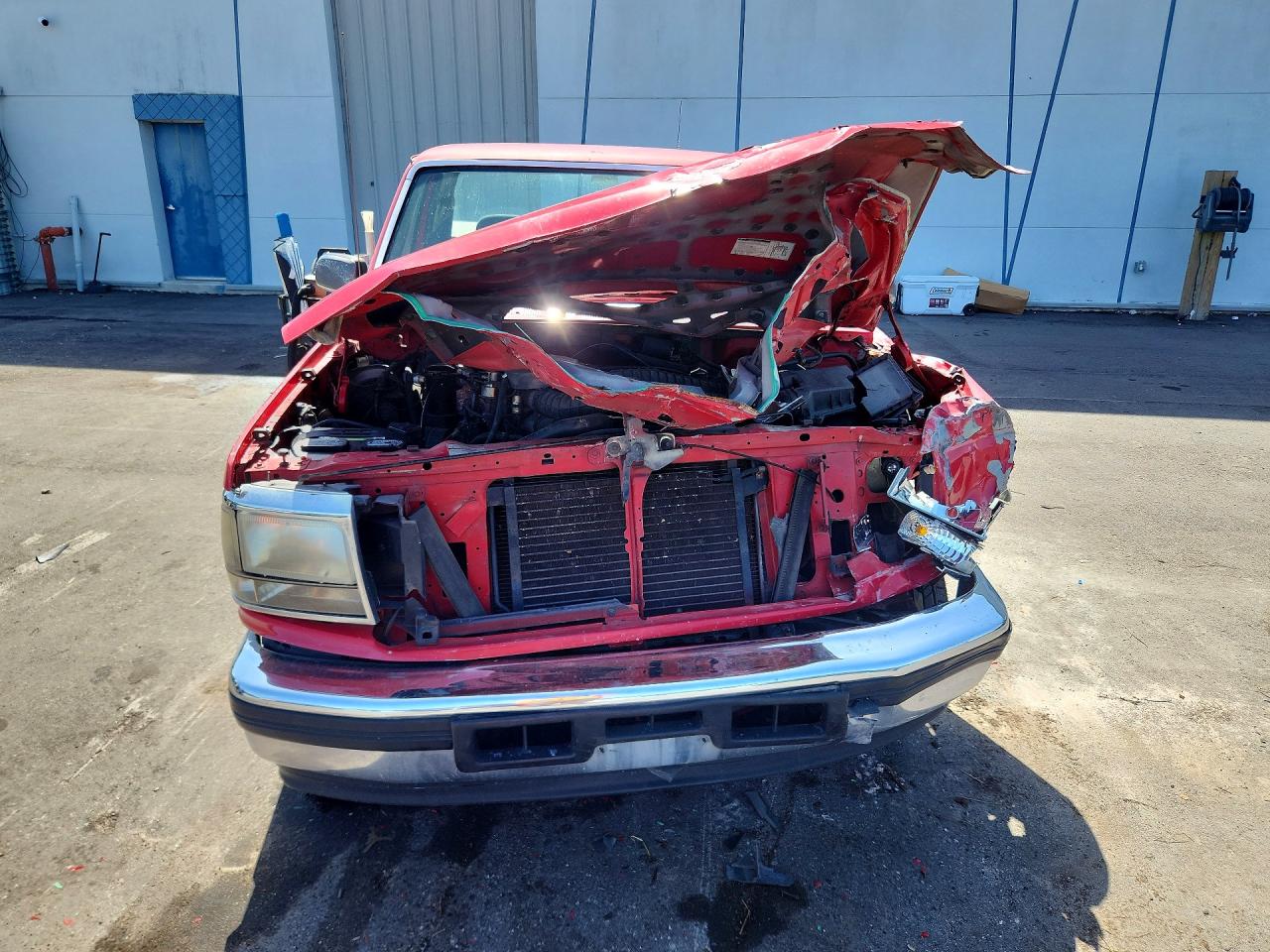 1993 Ford F150 Red vin: 1FTDF15N5PNA58841