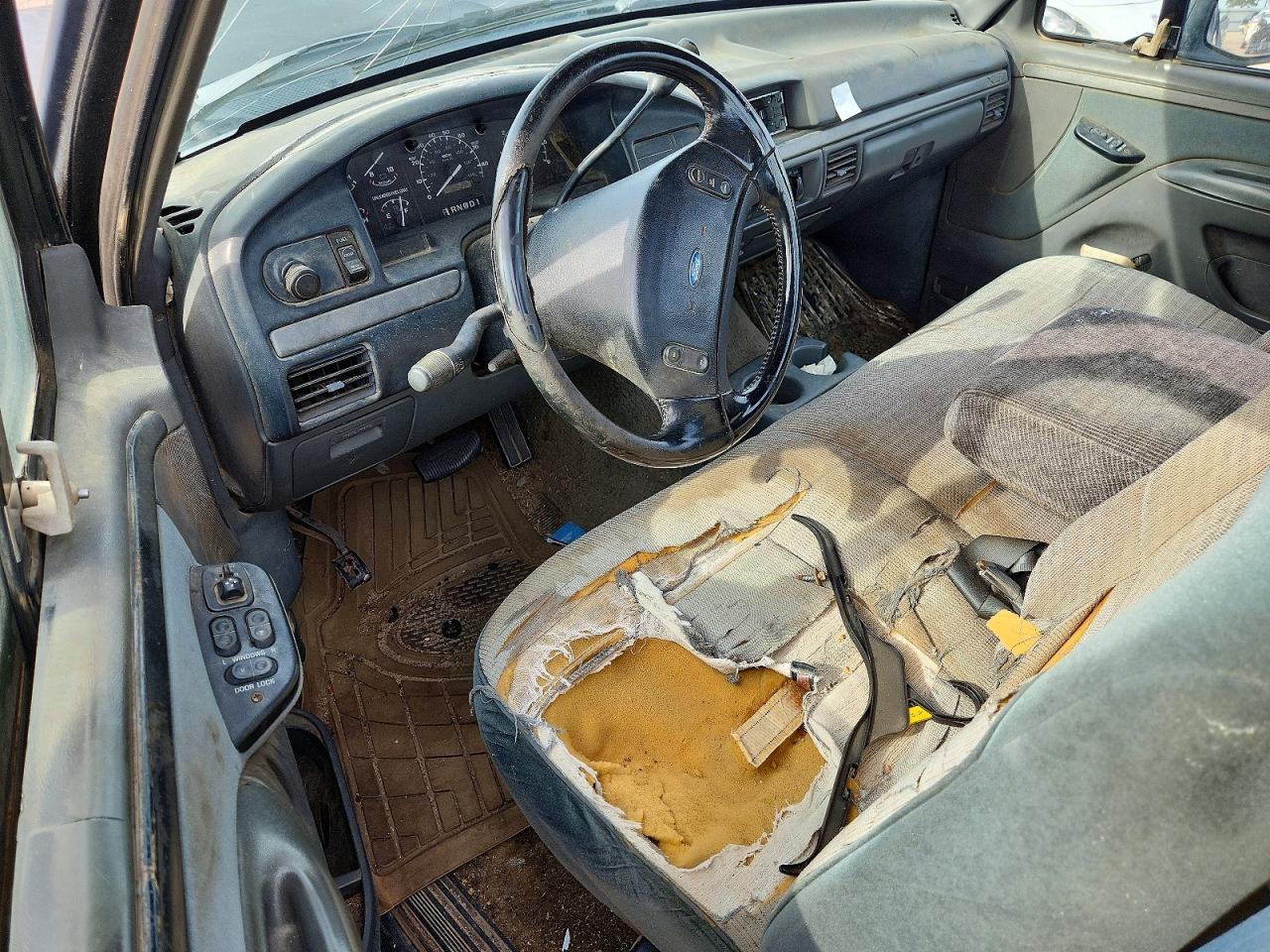 1993 Ford F150 Black vin: 1FTDF15N5PNA91970