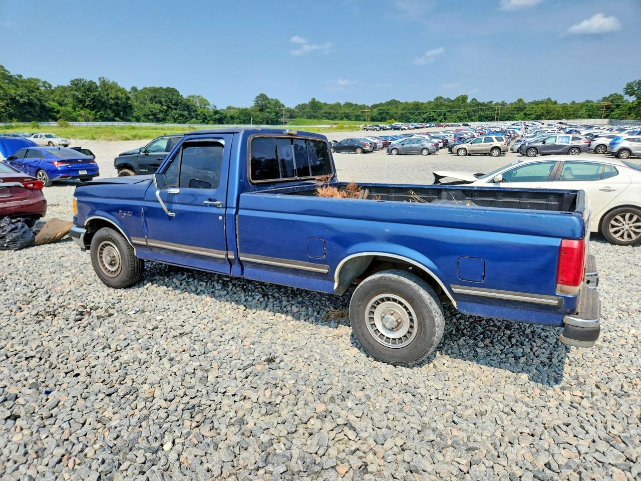 1988 Ford F150 Blue vin: 1FTDF15N6JNB54890