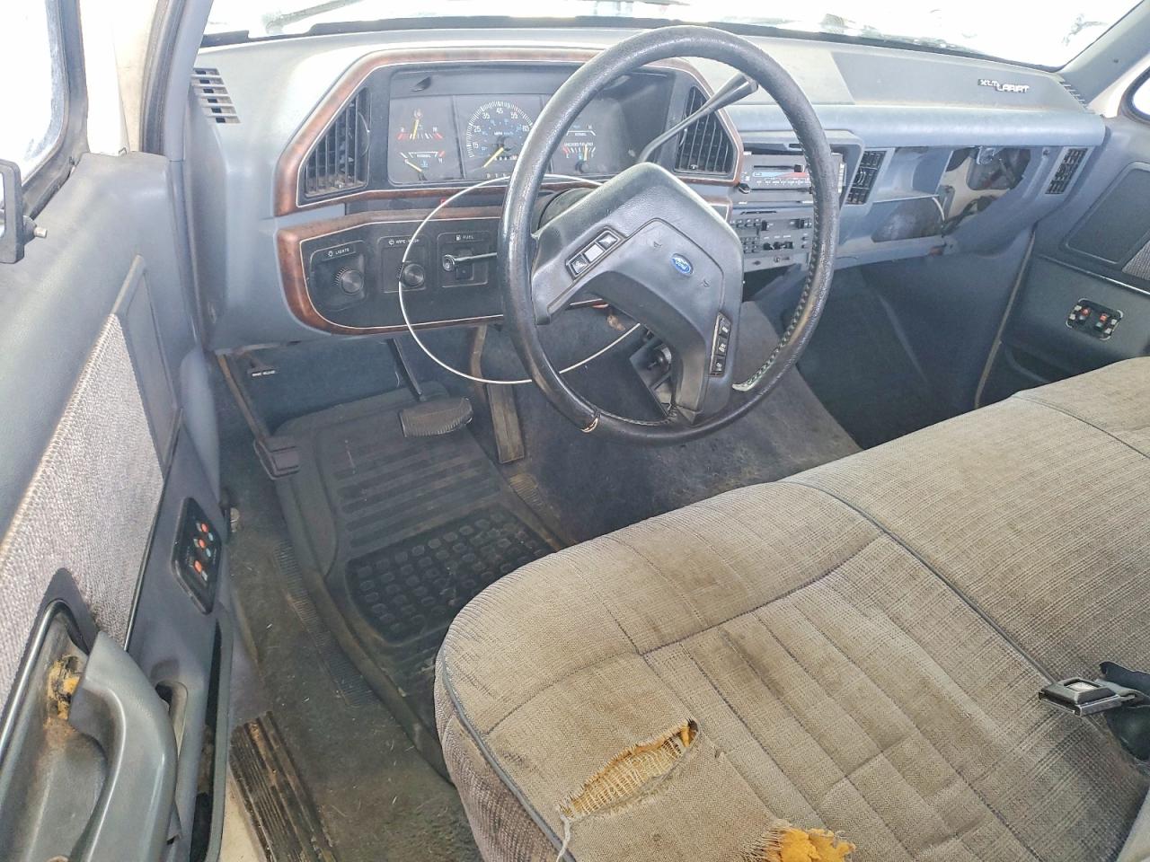1989 Ford F150 White vin: 1FTDF15N6KNB84117