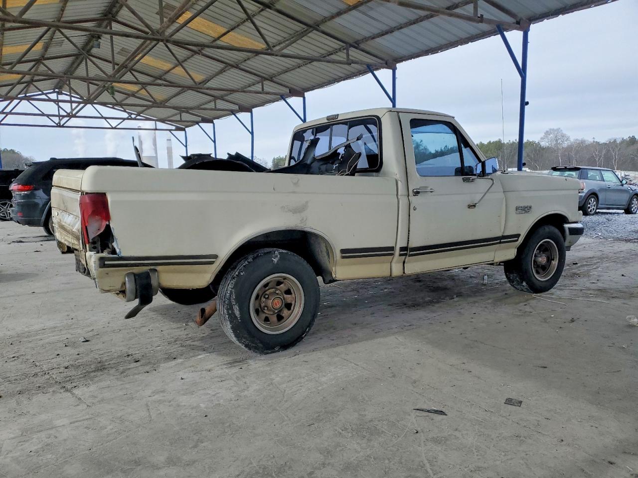 1989 Ford F150 White vin: 1FTDF15N6KNB84117