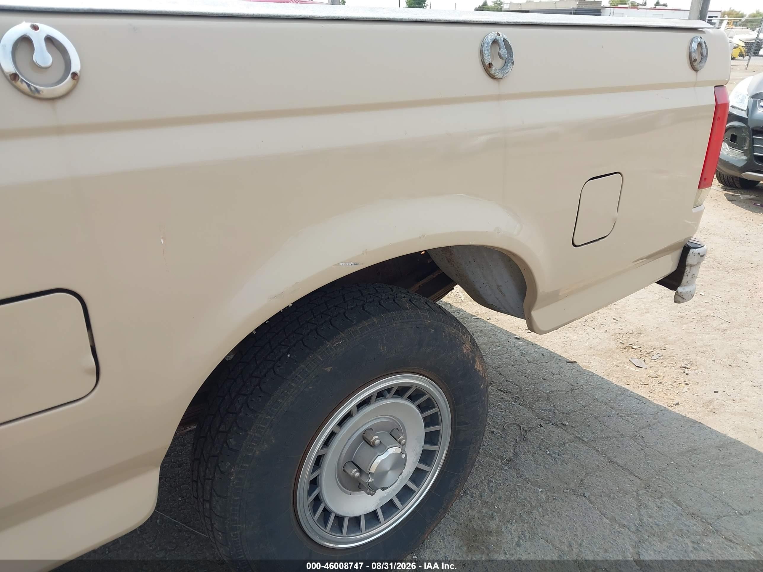 1988 Ford F150   Tan vin: 1FTDF15N7JPA42135