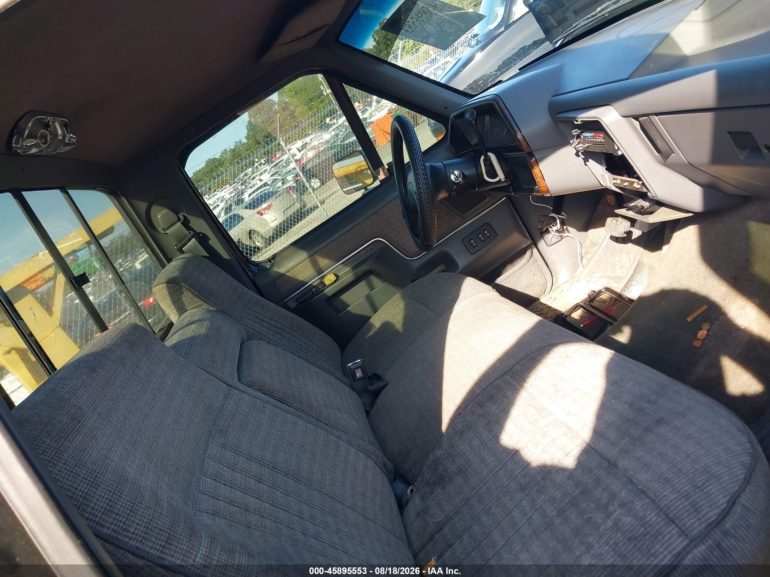 1990 Ford F150   Black vin: 1FTDF15N7LNA14981