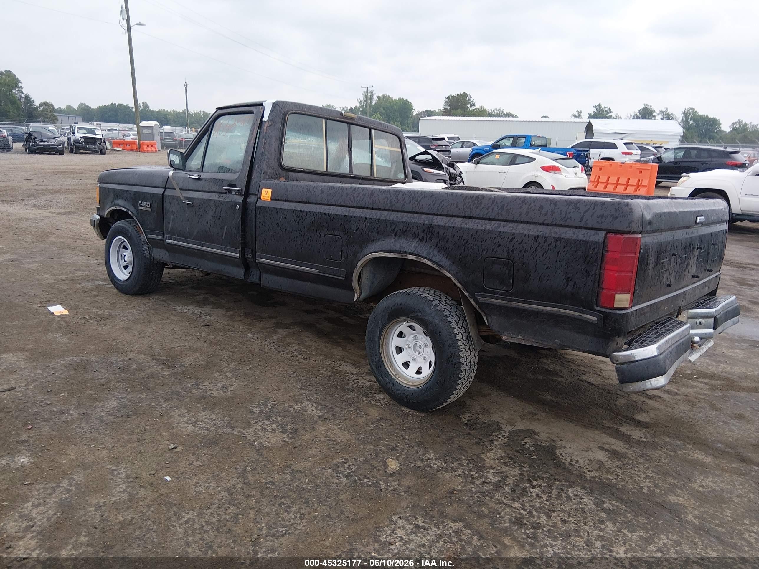 1989 Ford F150   Black vin: 1FTDF15N8KNA64352