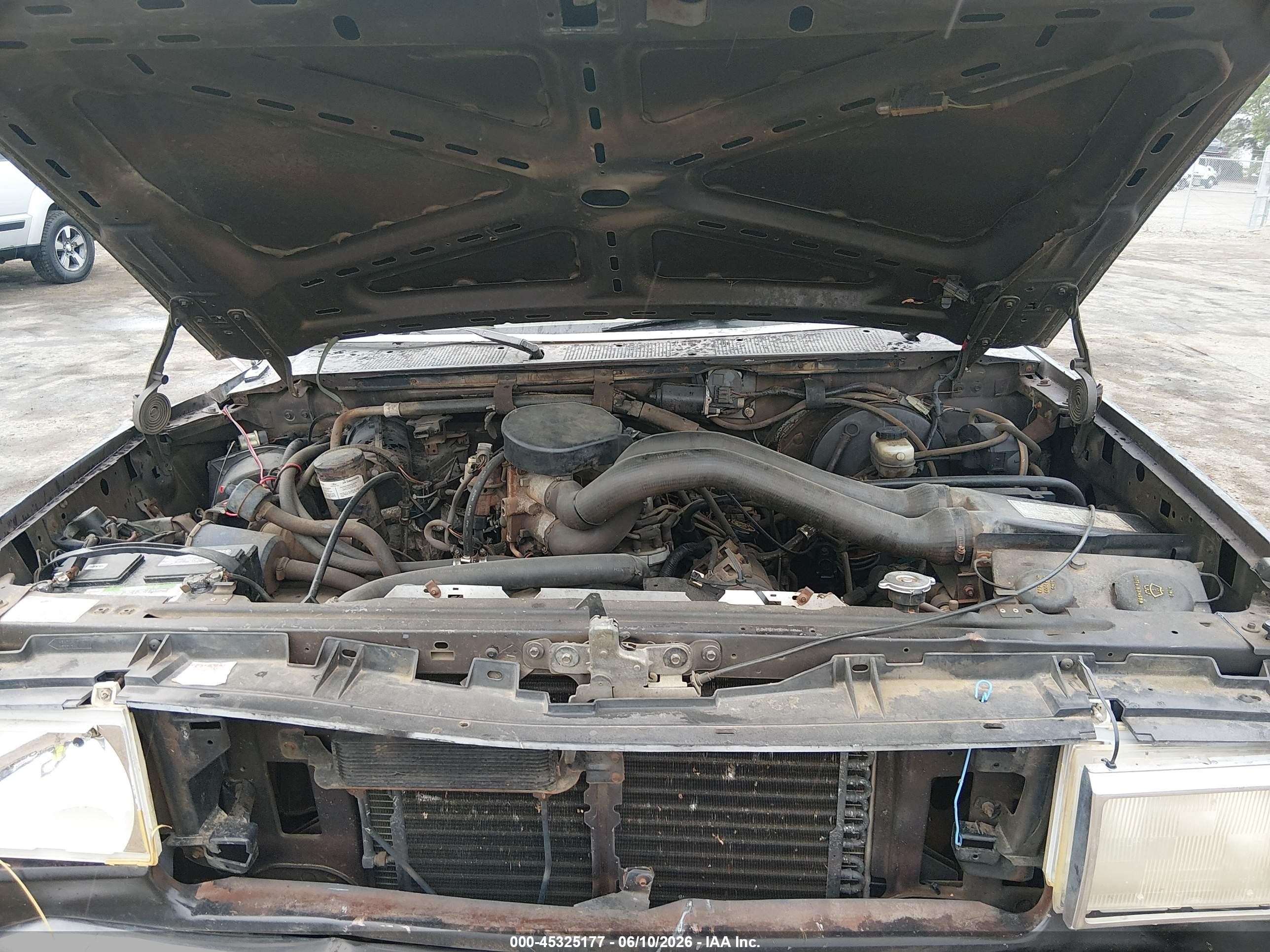 1989 Ford F150   Black vin: 1FTDF15N8KNA64352