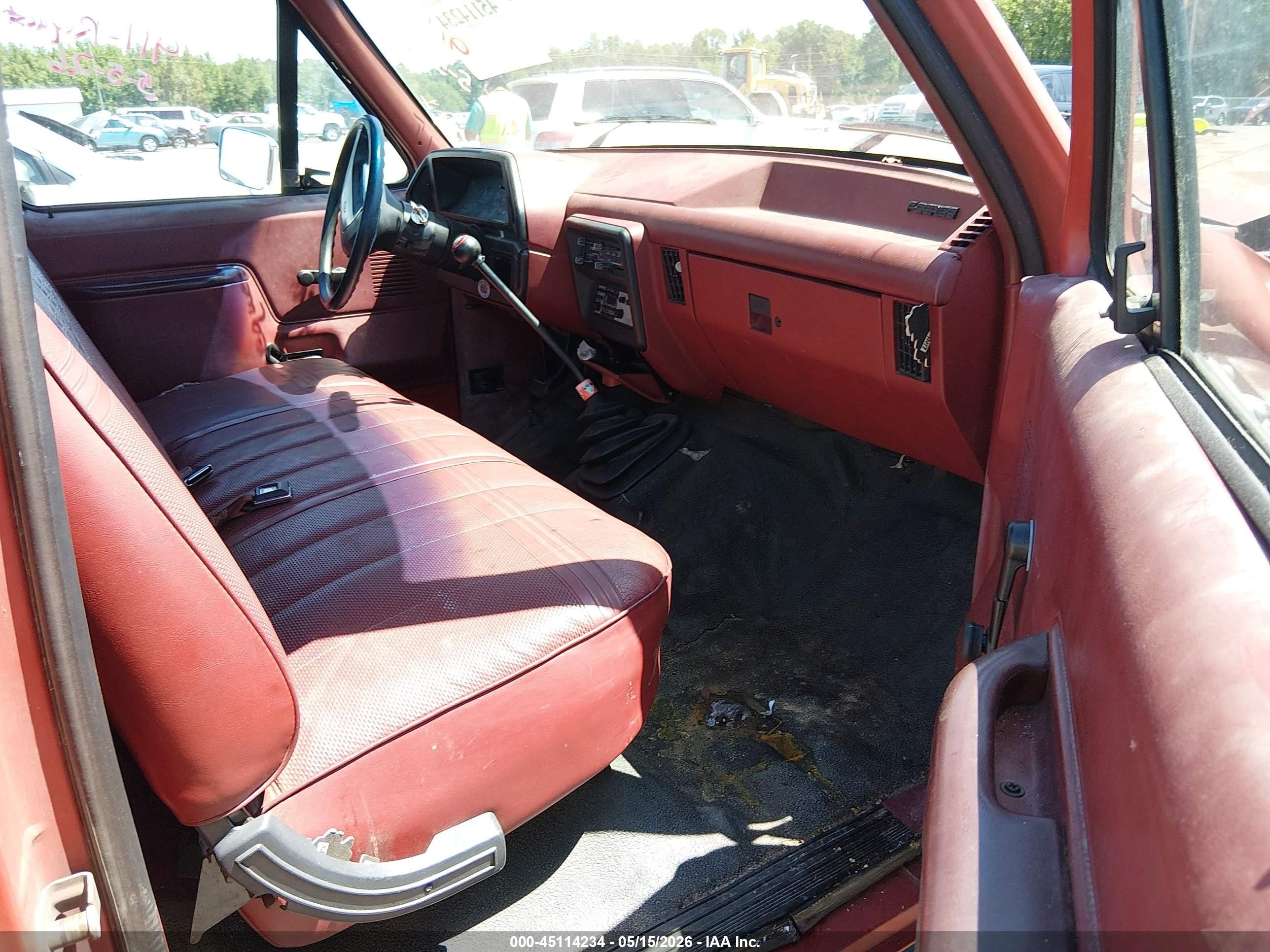 1987 Ford F150   Red vin: 1FTDF15NXHNA09149