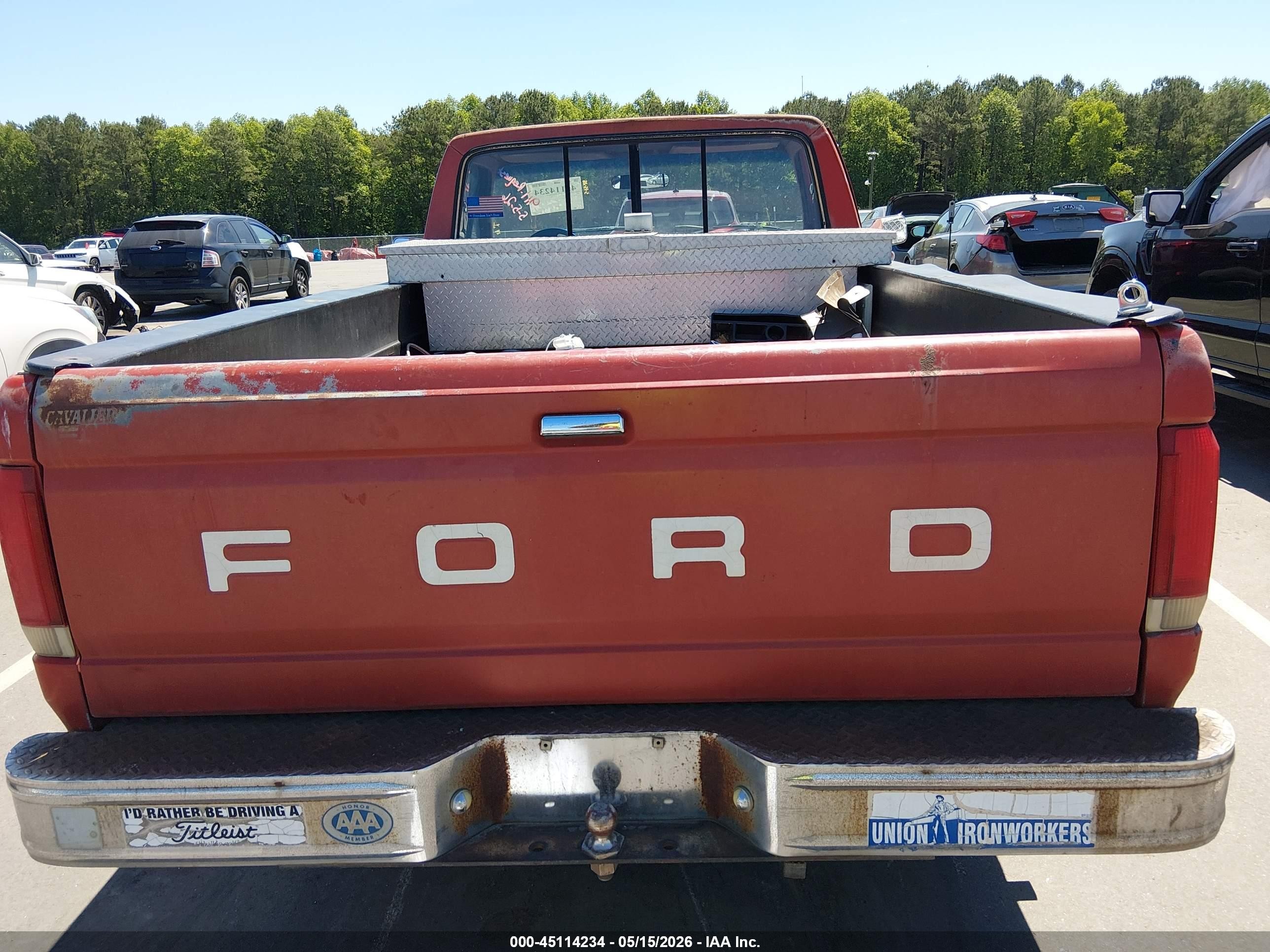 1987 Ford F150   Red vin: 1FTDF15NXHNA09149