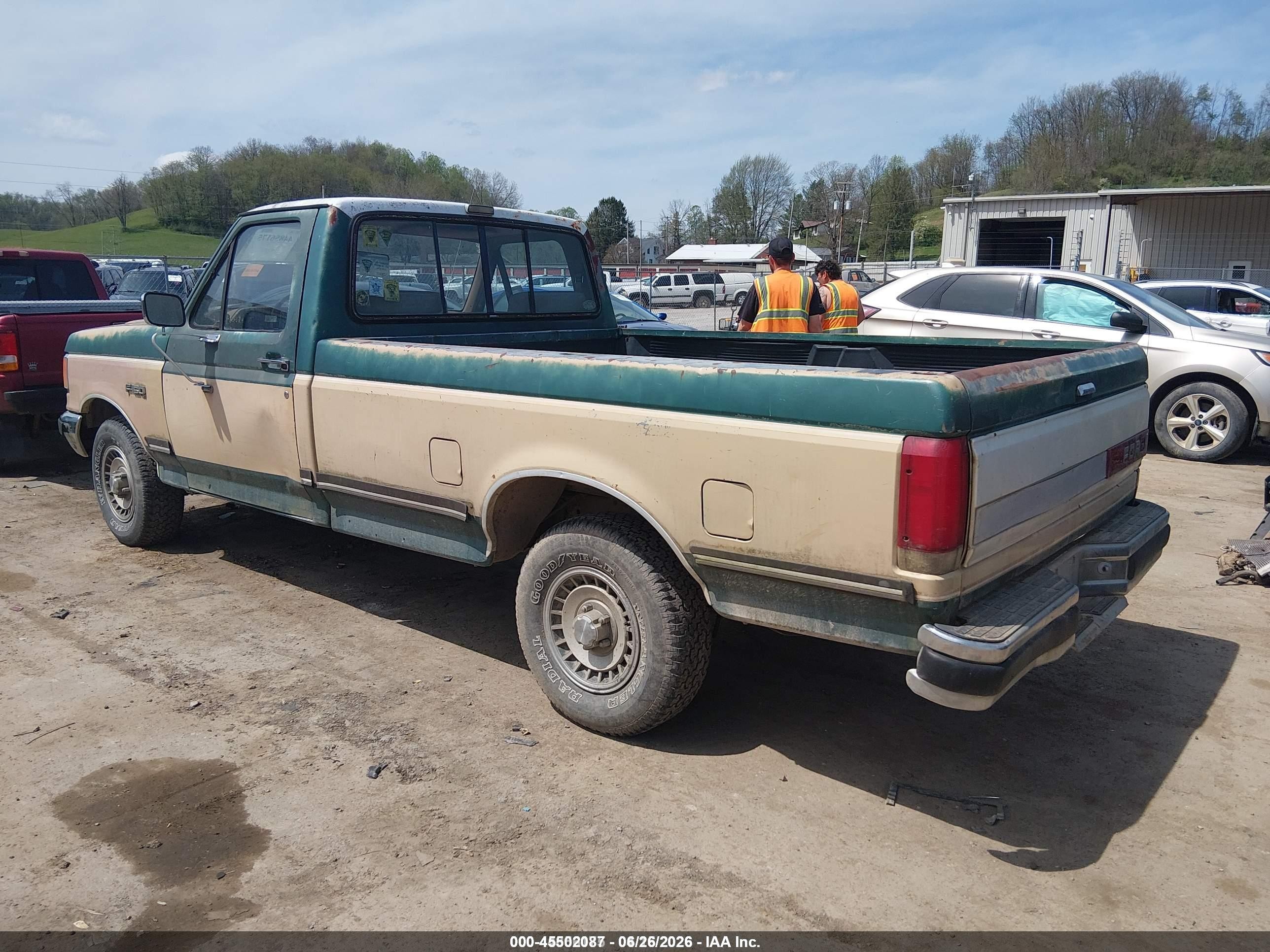 1989 Ford F150   Green vin: 1FTDF15NXKNA12818