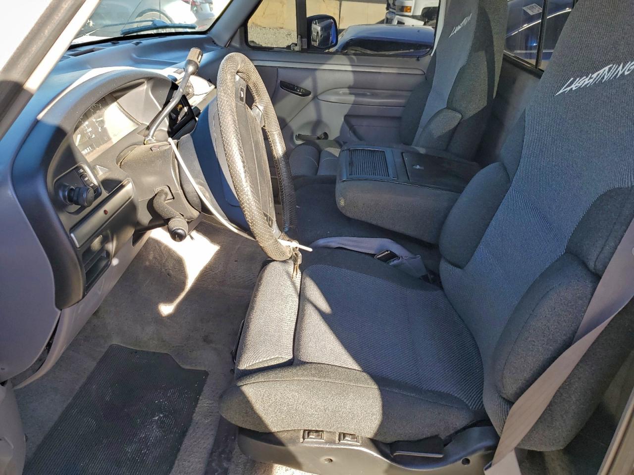 1994 Ford F150 White vin: 1FTDF15R3RLB30475