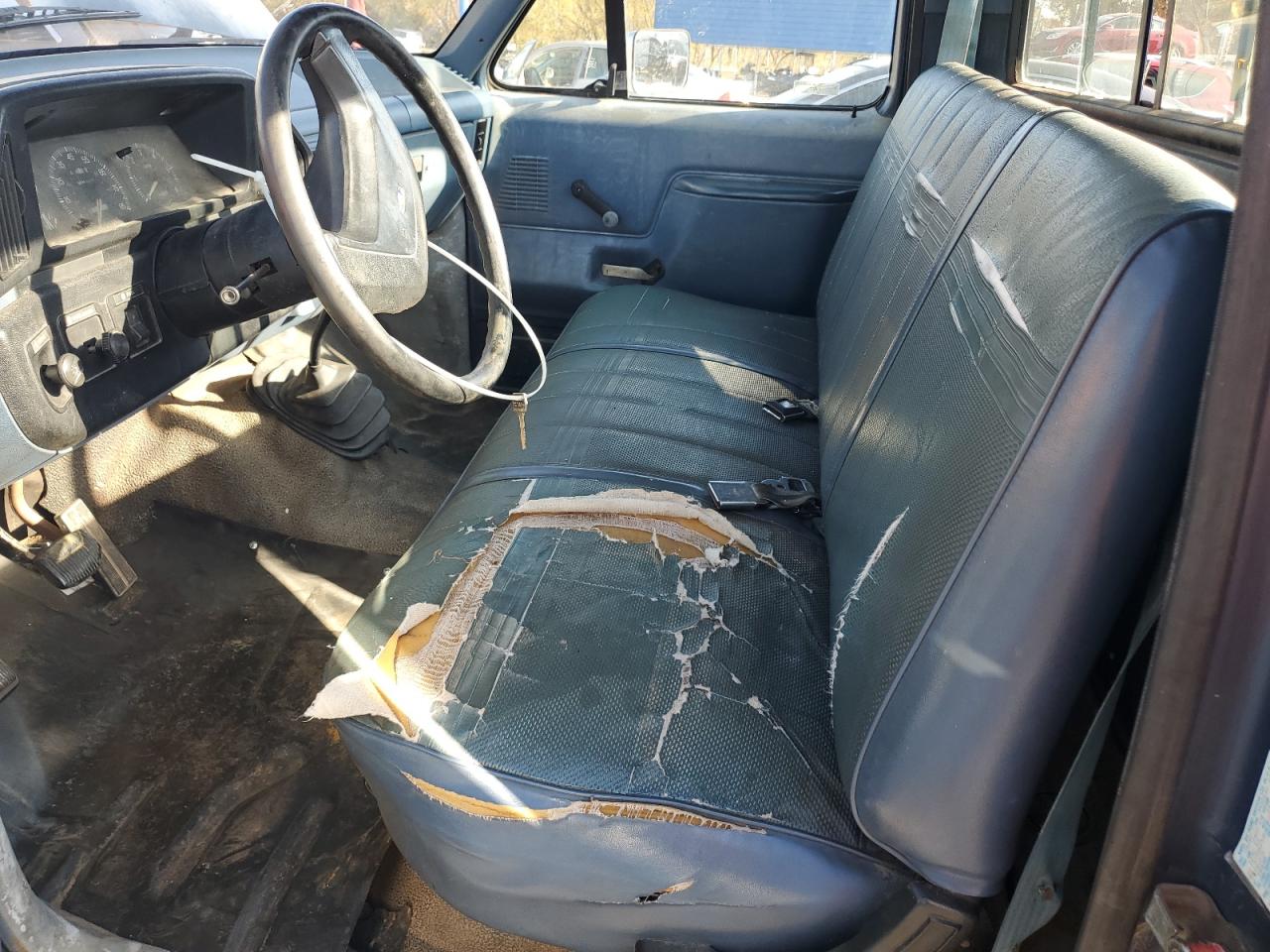 1987 Ford F150 Gray vin: 1FTDF15Y0HKB03827