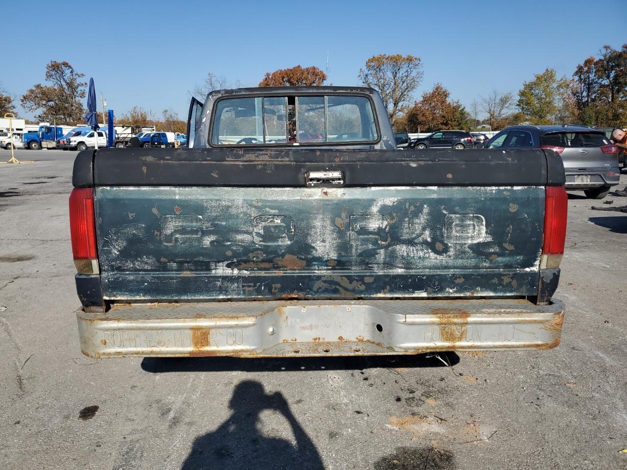 1987 Ford F150 Gray vin: 1FTDF15Y0HKB03827