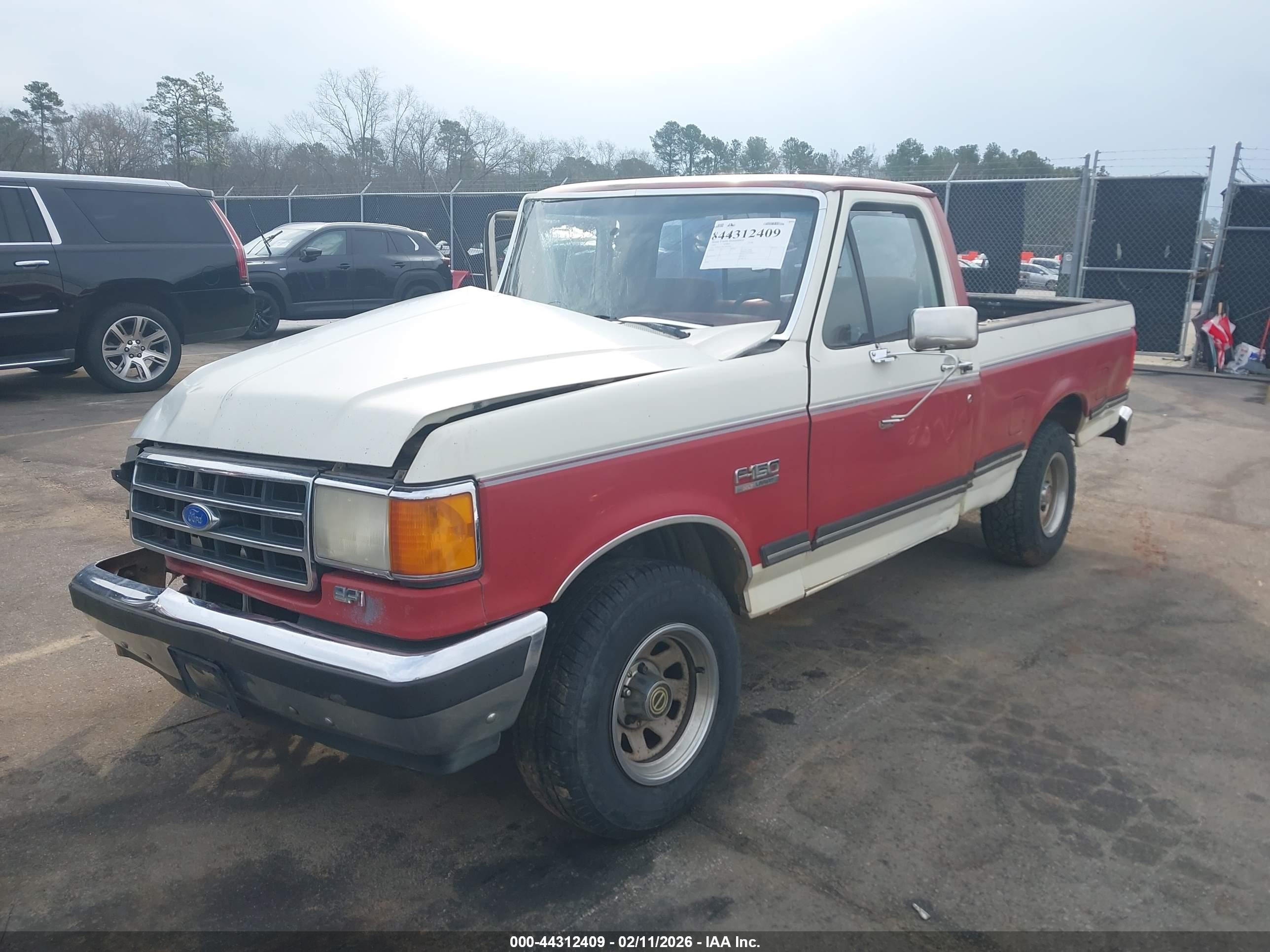 1990 Ford F150   White vin: 1FTDF15Y0LNB19405