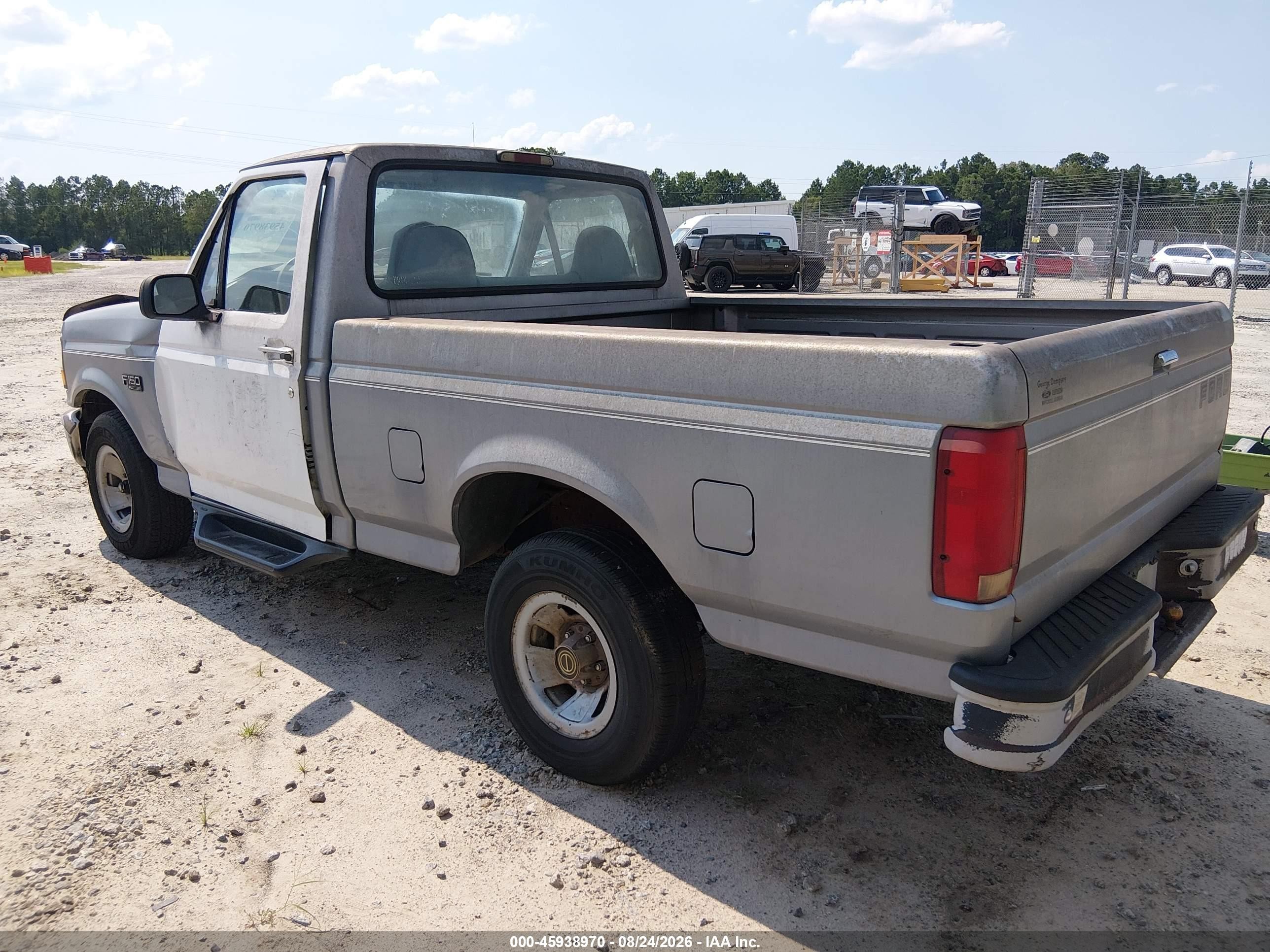 1995 Ford F150   Gray vin: 1FTDF15Y2SNB62643