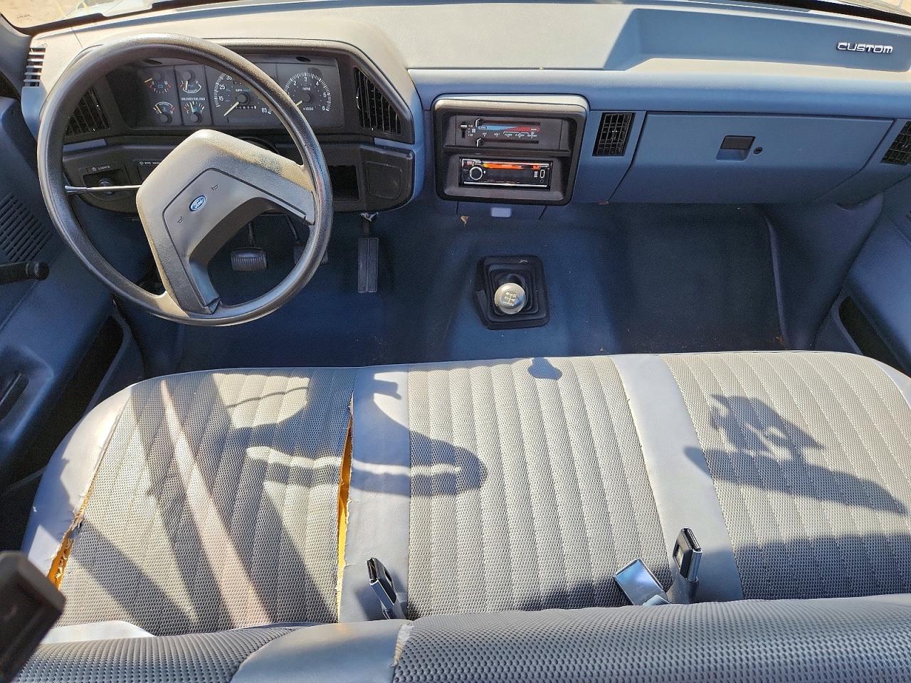 1989 Ford F150 Blue vin: 1FTDF15Y3KLB34684