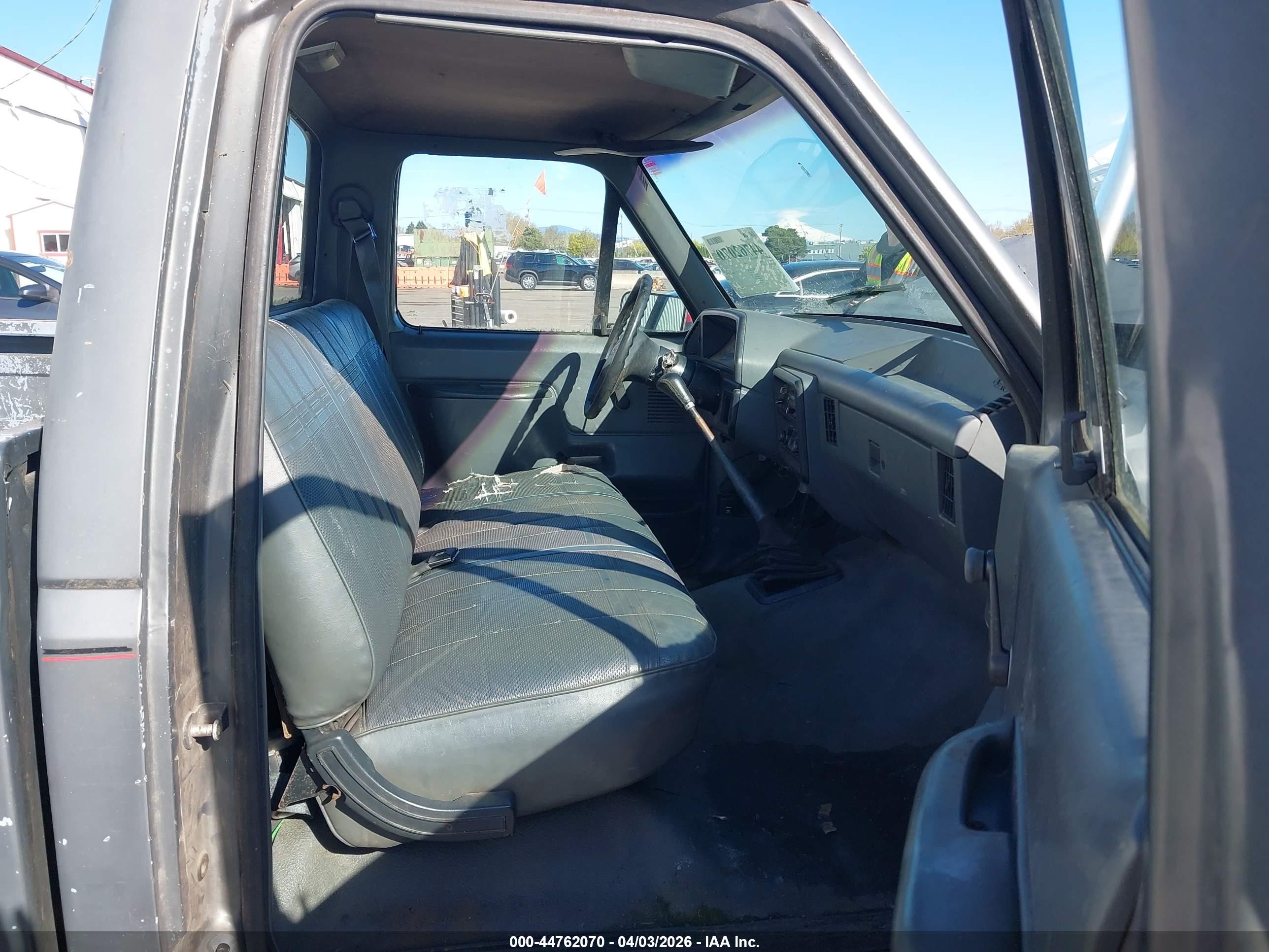 1989 Ford F150   Gray vin: 1FTDF15Y3KNA20396