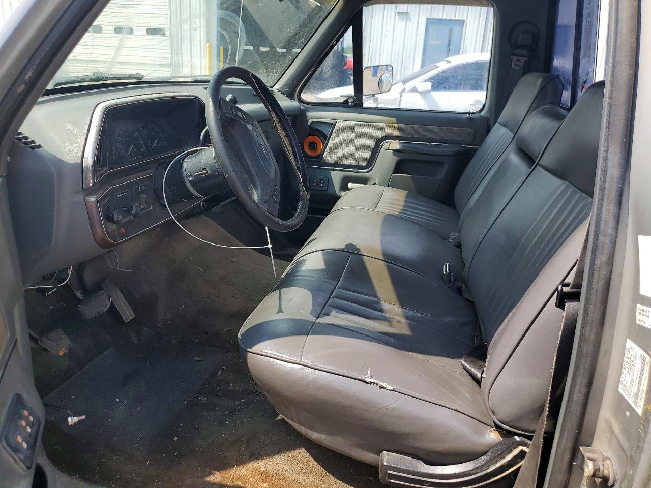 1991 Ford F150 Silver vin: 1FTDF15Y3MNA27996