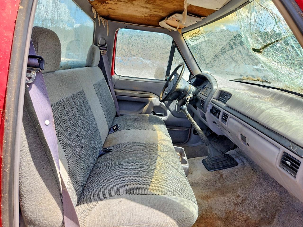 1995 Ford F150 Red vin: 1FTDF15Y3SNA94644