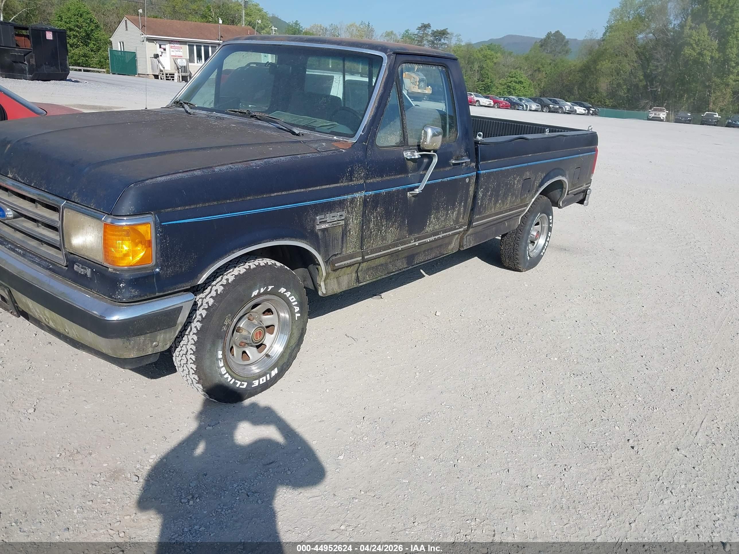 1989 Ford F150   Blue vin: 1FTDF15Y4KNB32494